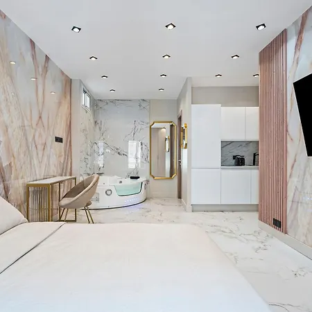 Renting - 8france - Luxury & Comfort Jacuzzi Massena Daire Nice