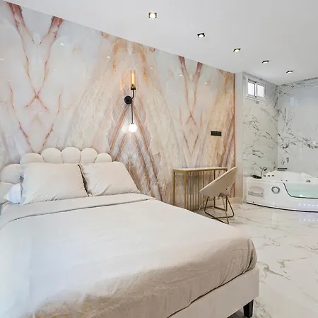 Renting - 8france - Luxury & Comfort Jacuzzi Massena Апартаменты
